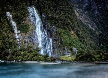Waterfall Milford Sound NZ
